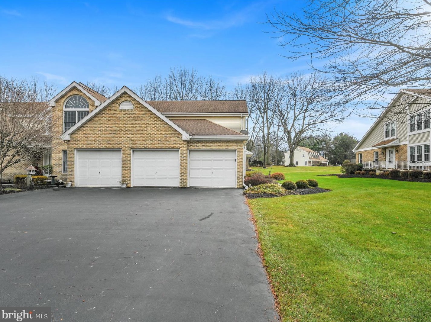 146 Stone Hedge Ct, Lebanon, PA 17042-7819
