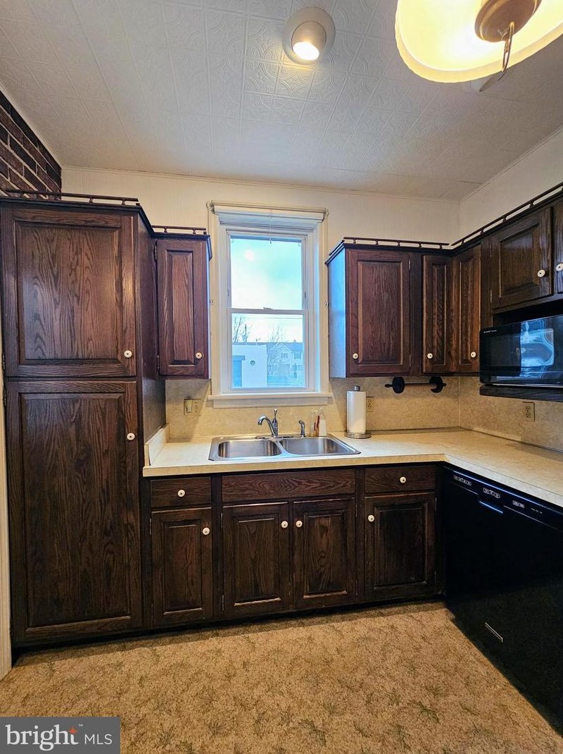 1550 Walnut St, Lebanon, PA 17042-4570