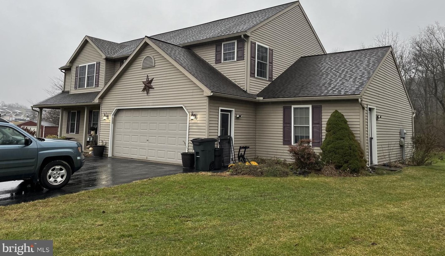 144 Creekview Dr, Bordnersville, PA 17038-8526
