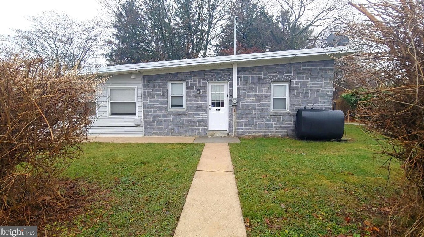 426 9th Ave, Lebanon, PA 17046-8106