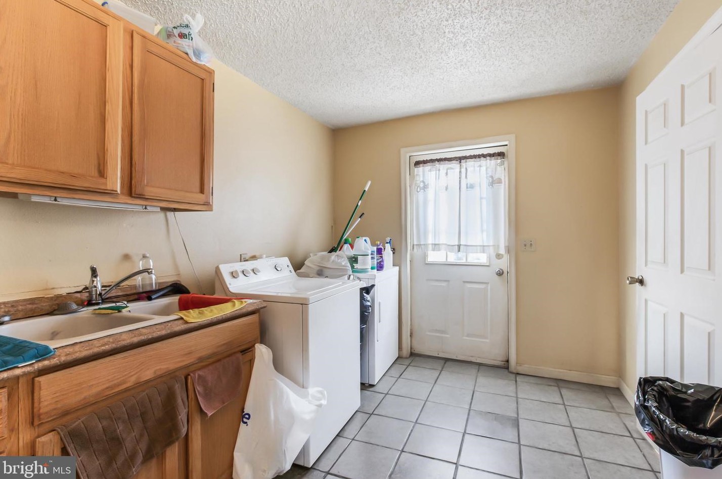 312 9 St, Lebanon PA 17042-5906 exterior