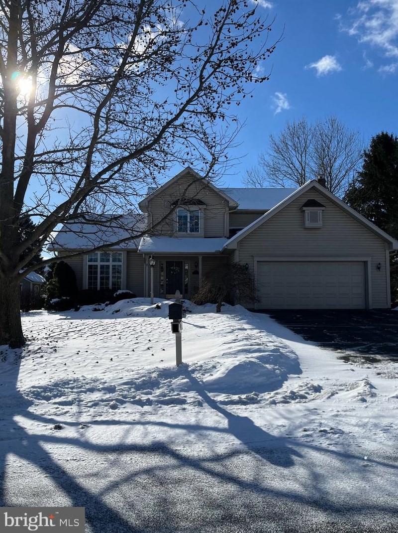 9 Manor Dr, Lebanon, PA 17042