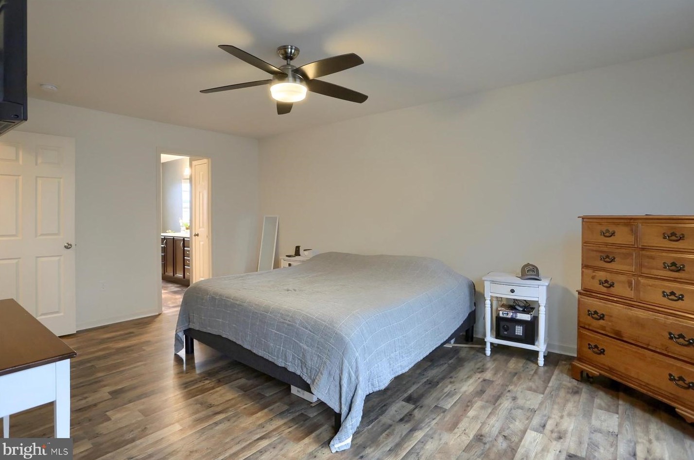 47 Wildflower Cir, Lebanon PA  17046-8122 exterior