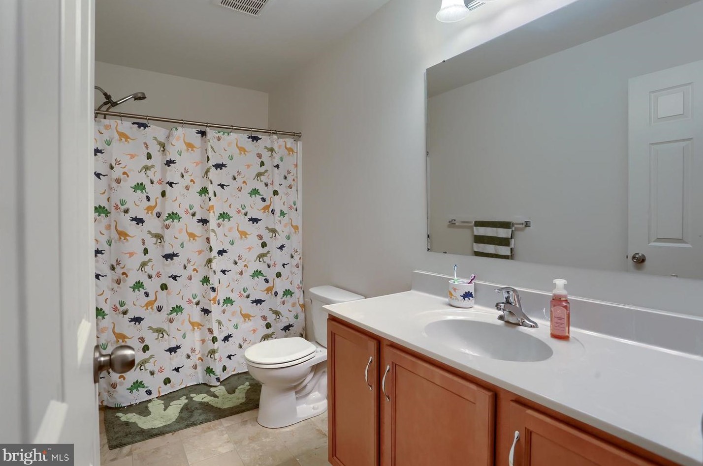 47 Wildflower Cir, Lebanon PA  17046-8122 exterior