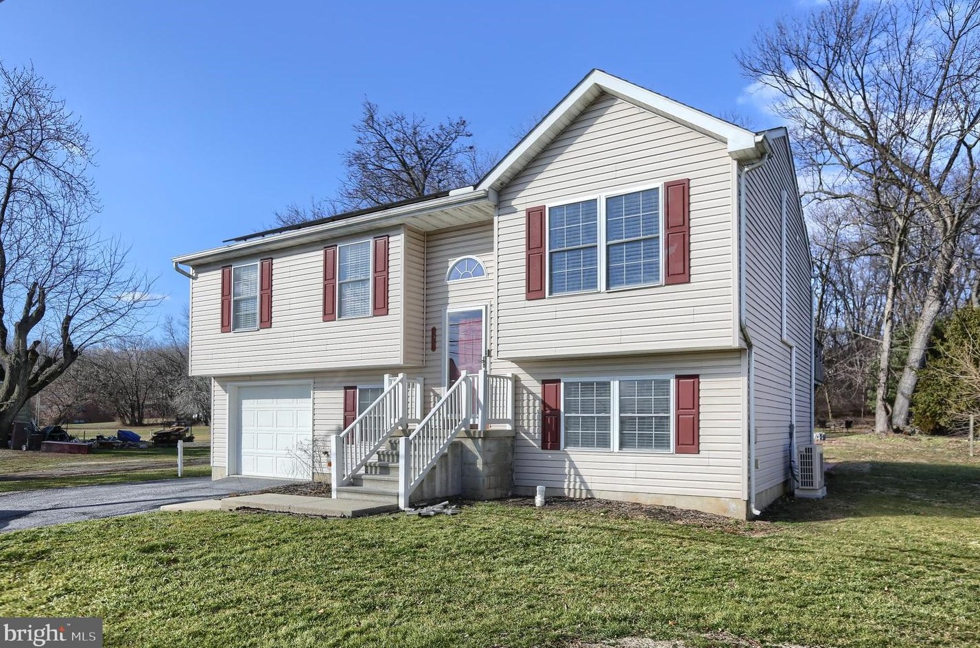 933 Reinoehl St, Lebanon, PA 17046