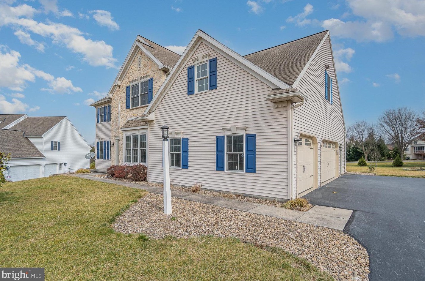 916 Cross Creek Ct, Lebanon PA  17042-9416 exterior