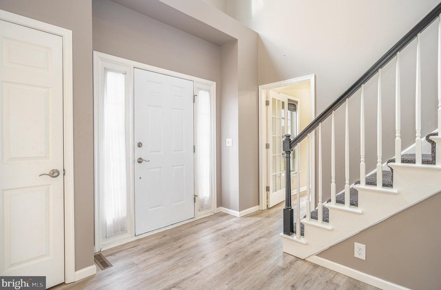 916 Cross Creek Ct, Lebanon PA  17042-9416 exterior