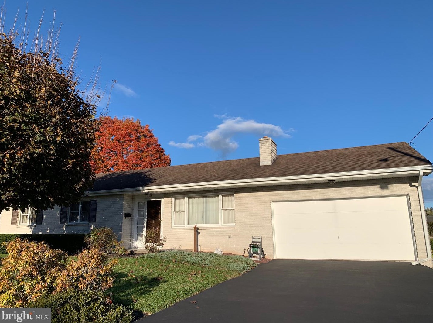 220 Cyrus St, Lebanon PA  17042-2441 exterior