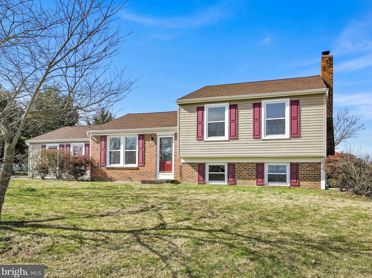 49 Bullfrog Rd, Shellsville, PA 17028