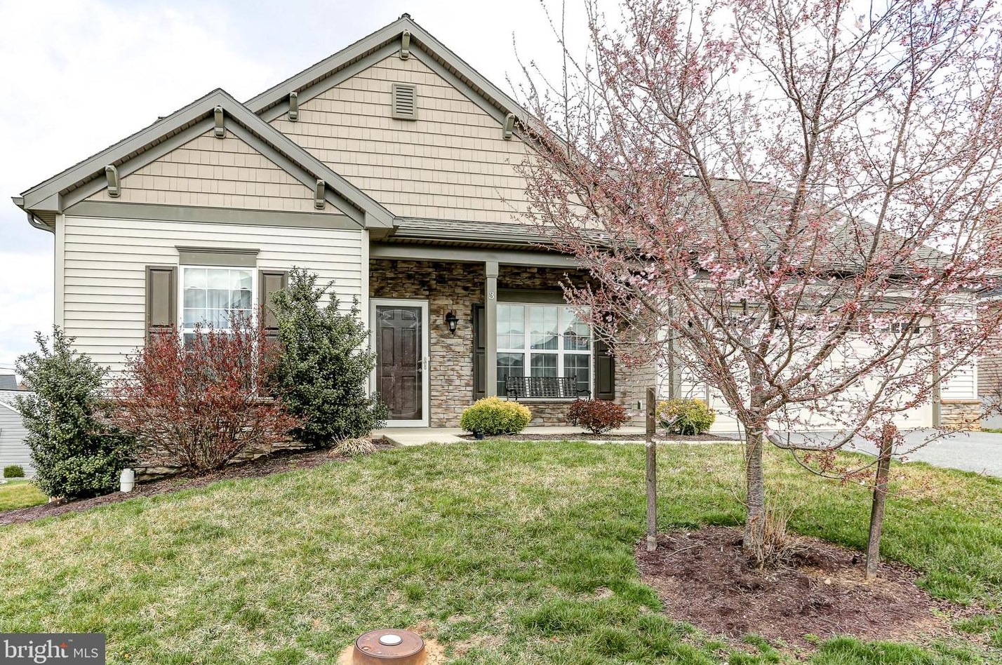 3 Wren Dr, Lebanon, PA 17042