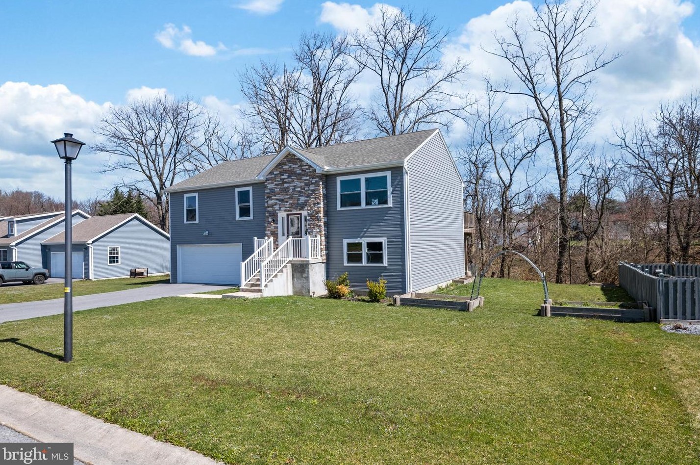 859 Jay St, Lebanon, PA 17046