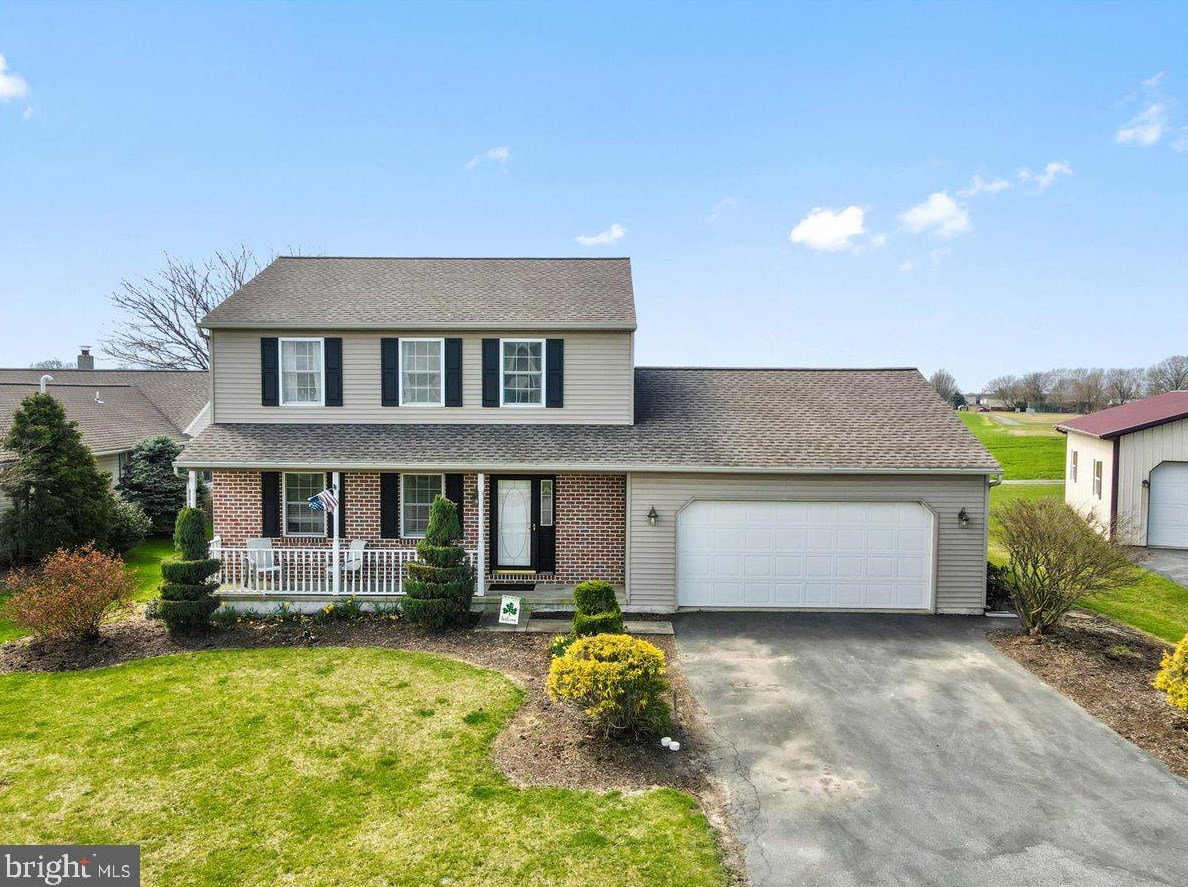 10 Georgie Ln, Richland, PA 17087