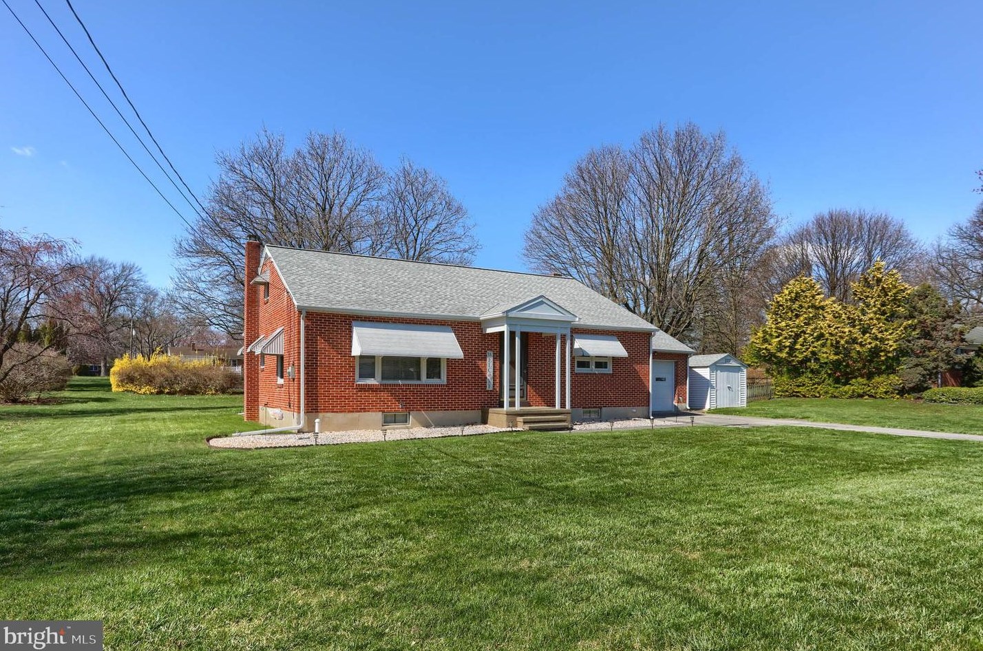 607 Evergreen Rd, Lebanon, PA 17042-7926
