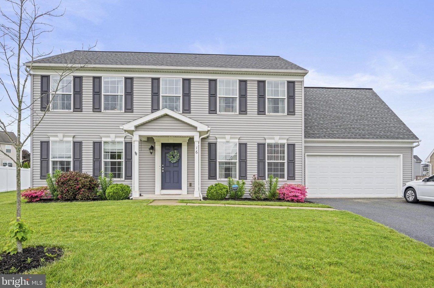 16 Creekside Dr, Lebanon, PA 17042