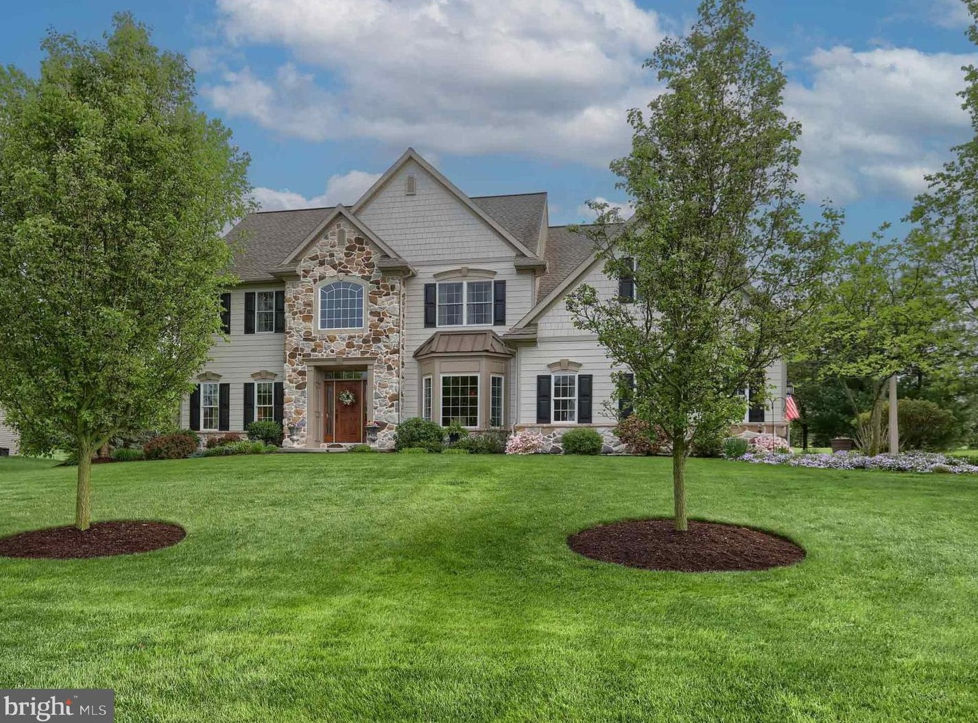 933 Meadowood Cir, Lebanon, PA 17042-8938