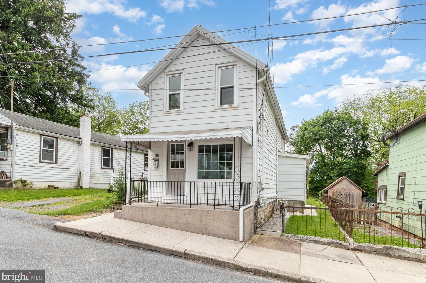 827 S 6th St, Lebanon, PA 17042