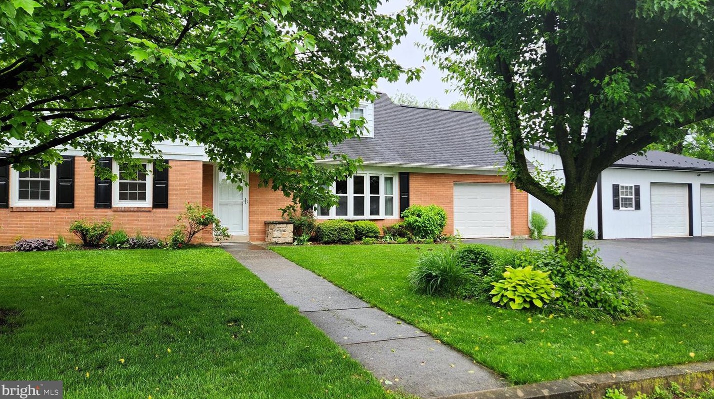 108 Cedar St, Lebanon, PA 17042-9776