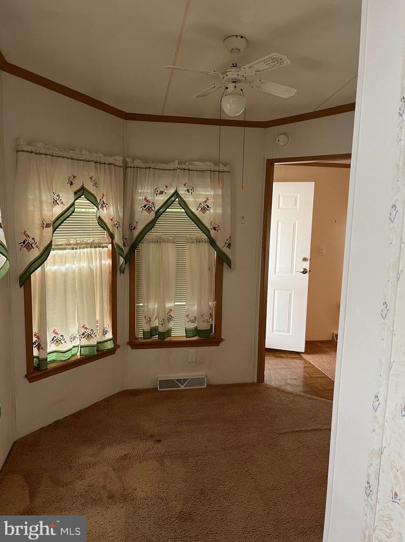 10 Elizabeth Ave, Lebanon PA 17042-7198 exterior