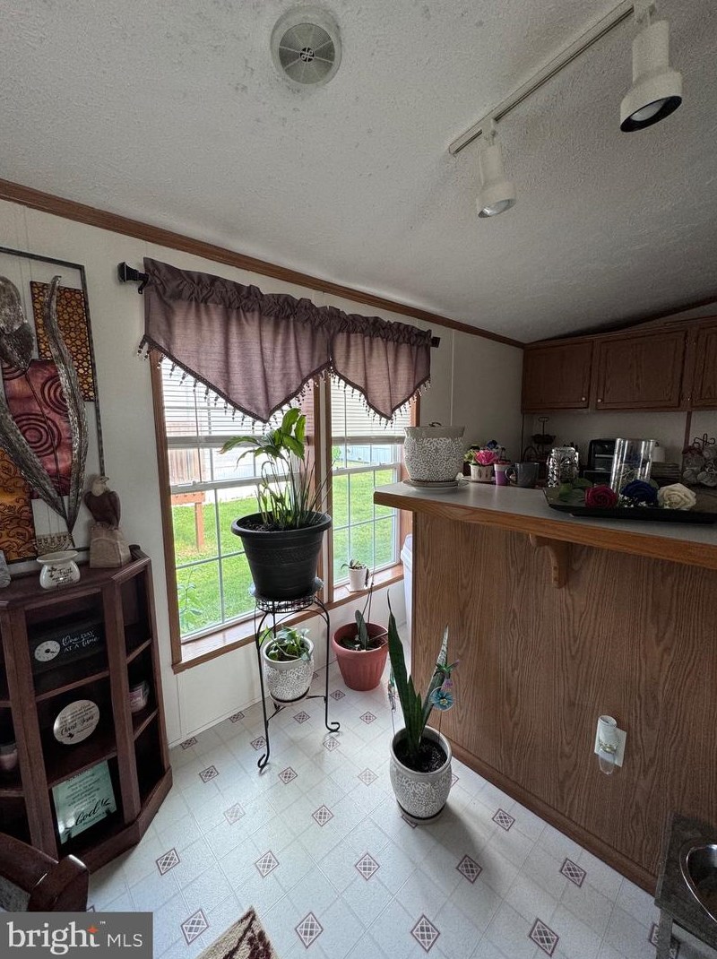 4 Timothy Ave, Lebanon PA 17042-4011 exterior