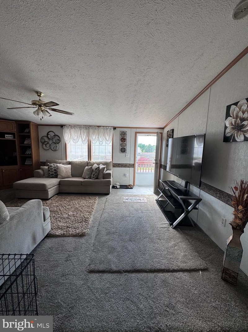 4 Timothy Ave, Lebanon PA 17042-4011 exterior