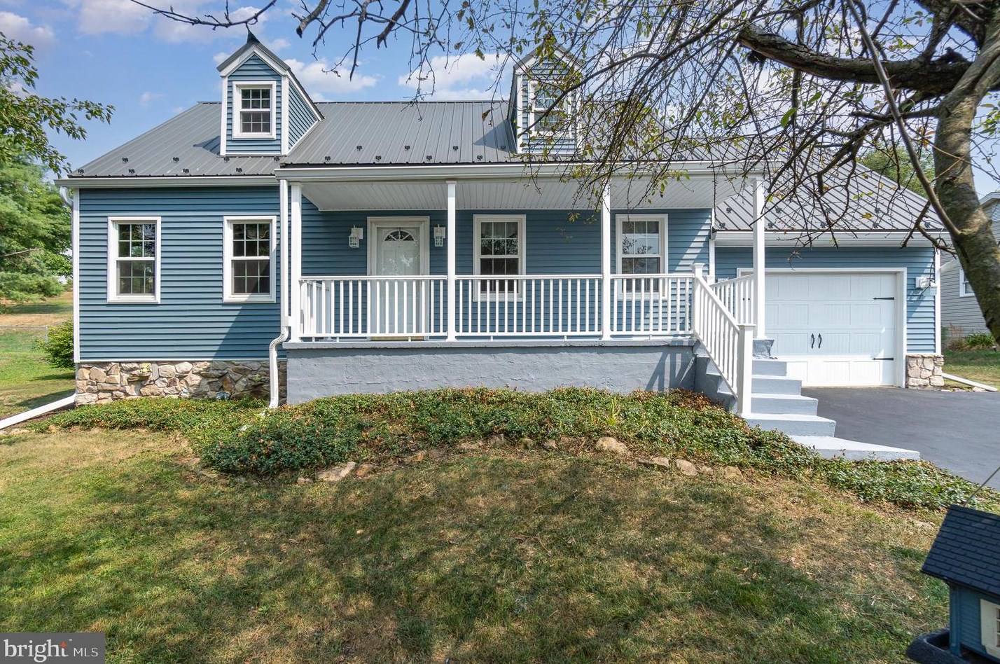 28 Middle Ave, Bordnersville, PA 17038