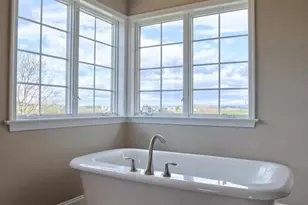 05 Rolling Meadow Rd, Lebanon, PA 17046 - Photo 8