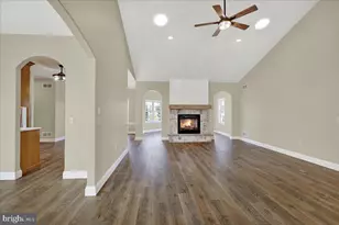 04 Rolling Meadow Rd, Lebanon, PA 17046 - Photo 4