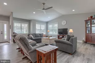 82 S Village Cir, Palmyra, PA 17078 - Photo 12