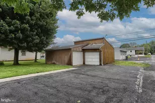 545 E Penn Ave, Cleona, PA 17042 - Photo 28