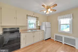 544 W Chestnut St, Cleona, PA 17042 - Photo 6