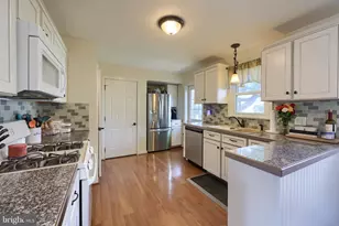 207 W Walnut St, Cleona, PA 17042 - Photo 10