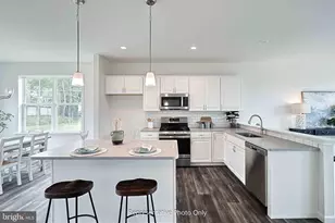 174 Marissa Ct, Newmanstown, PA 17073 - Photo 6