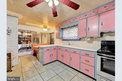 501 W Oak Street, Palmyra, PA 17078 - Photo 14