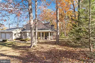 114 Stanley Dr, Palmyra, PA 17078 - Photo 2