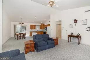 15 Lakeview Dr, Myerstown, PA 17067 - Photo 8