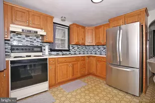 618 Hill St, Lebanon, PA 17046 - Photo 8