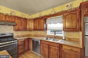 1027 Quentin Rd, Lebanon, PA 17042 - Photo 8