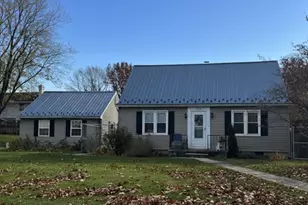 914 E Cherry St, Palmyra, PA 17078 - Photo 2