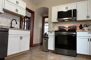 425 E Maple St, Palmyra, PA 17078 - Photo 2