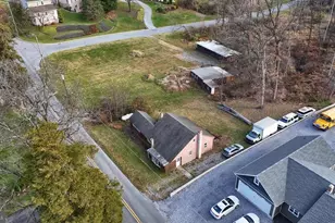 433 Sheep Hill Rd, Newmanstown, PA 17073 - Photo 1