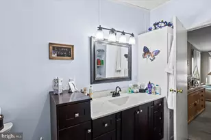 360 W Spruce St, Palmyra, PA 17078 - Photo 26