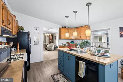 360 W Spruce Street, Palmyra, PA 17078 - Photo 14