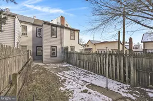 335 S 9th St, Lebanon, PA 17042 - Photo 28