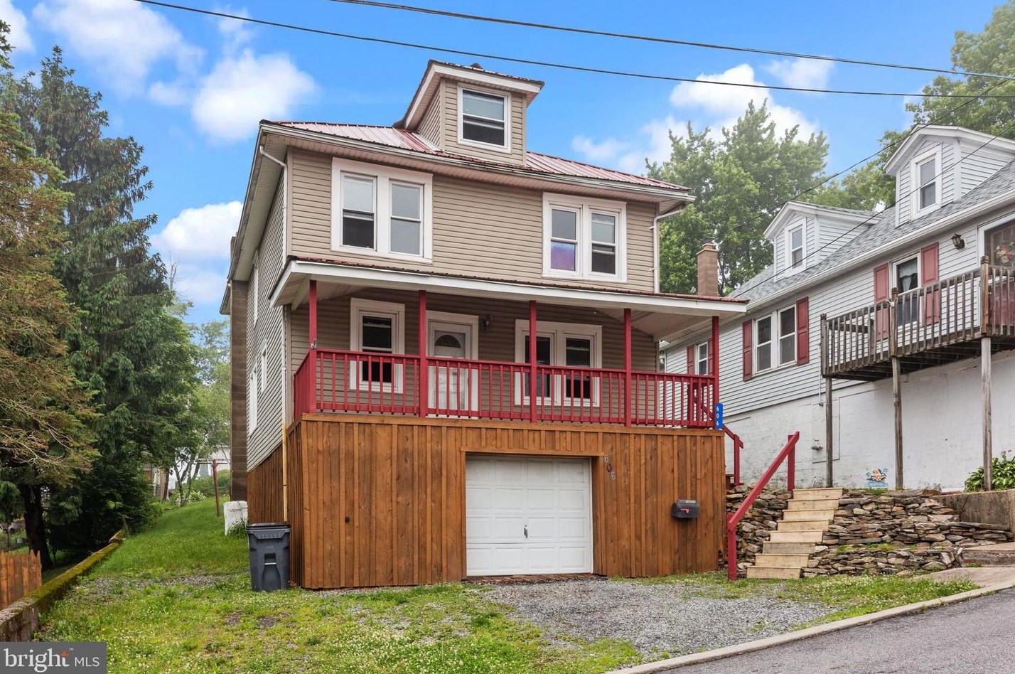 606 Cedar St, Freeland, PA 18224