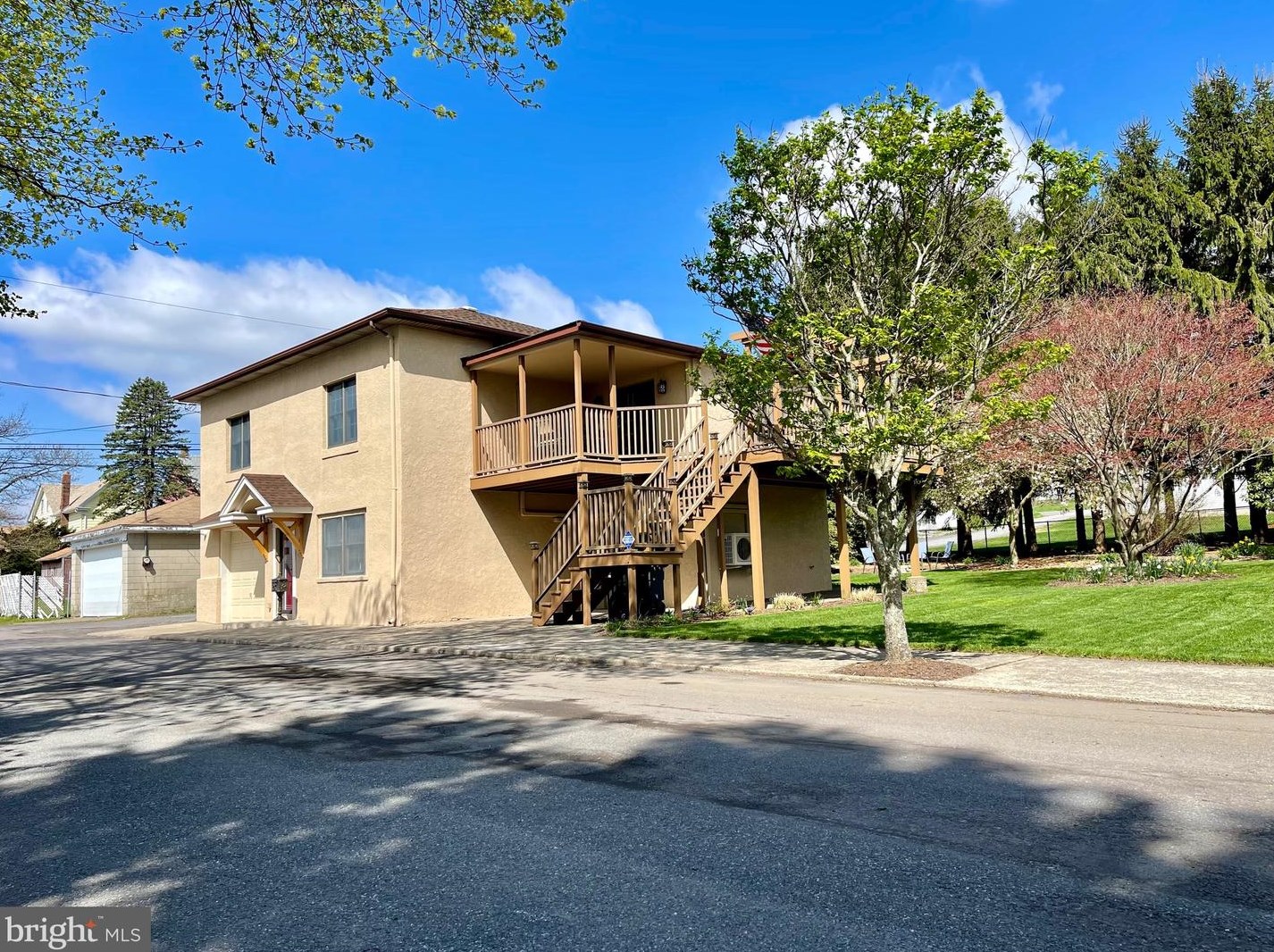 829 E 5th St, Hazle Township, PA 18201