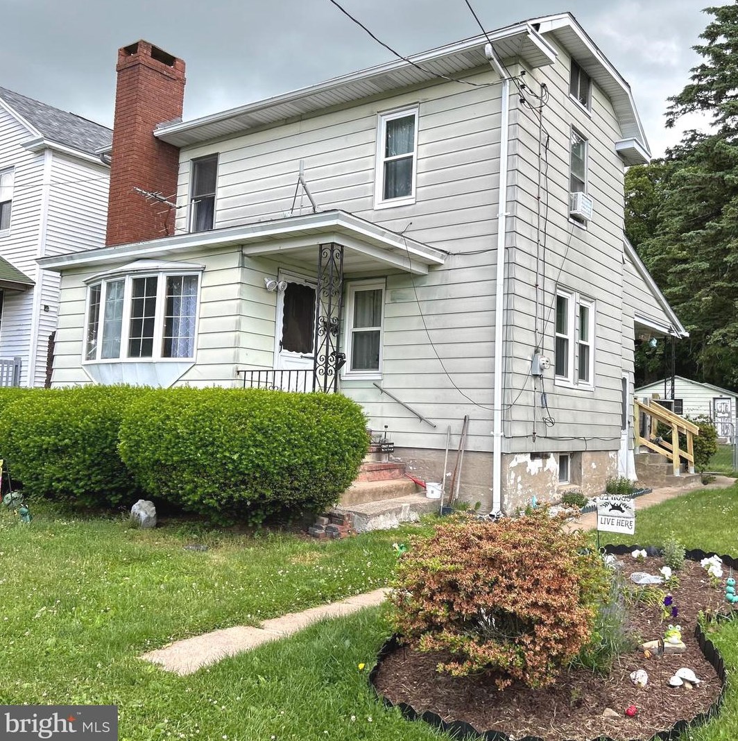 101 Maple St, Freeland, PA 18224