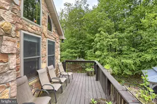 125 Pebble Beach Dr, Hazleton, PA 18202 - Photo 8