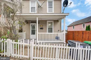 635 Vine St, Freeland, PA 18224 - Photo 2