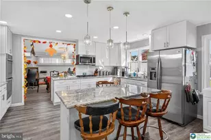 58 E Lafayette Pl, Wilkes Barre, PA 18702 - Photo 16