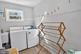 58 E Lafayette Pl, Wilkes Barre, PA 18702 - Photo 40